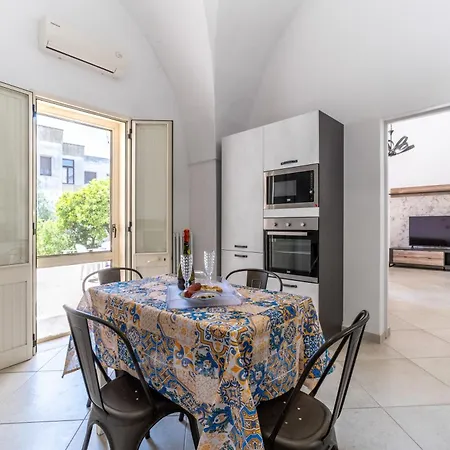 Holiday home Bovio28 - Nel Centro Del Salento
