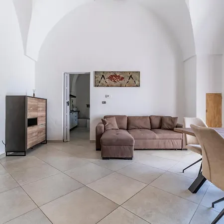 Bovio28 - Nel Centro Del Salento
